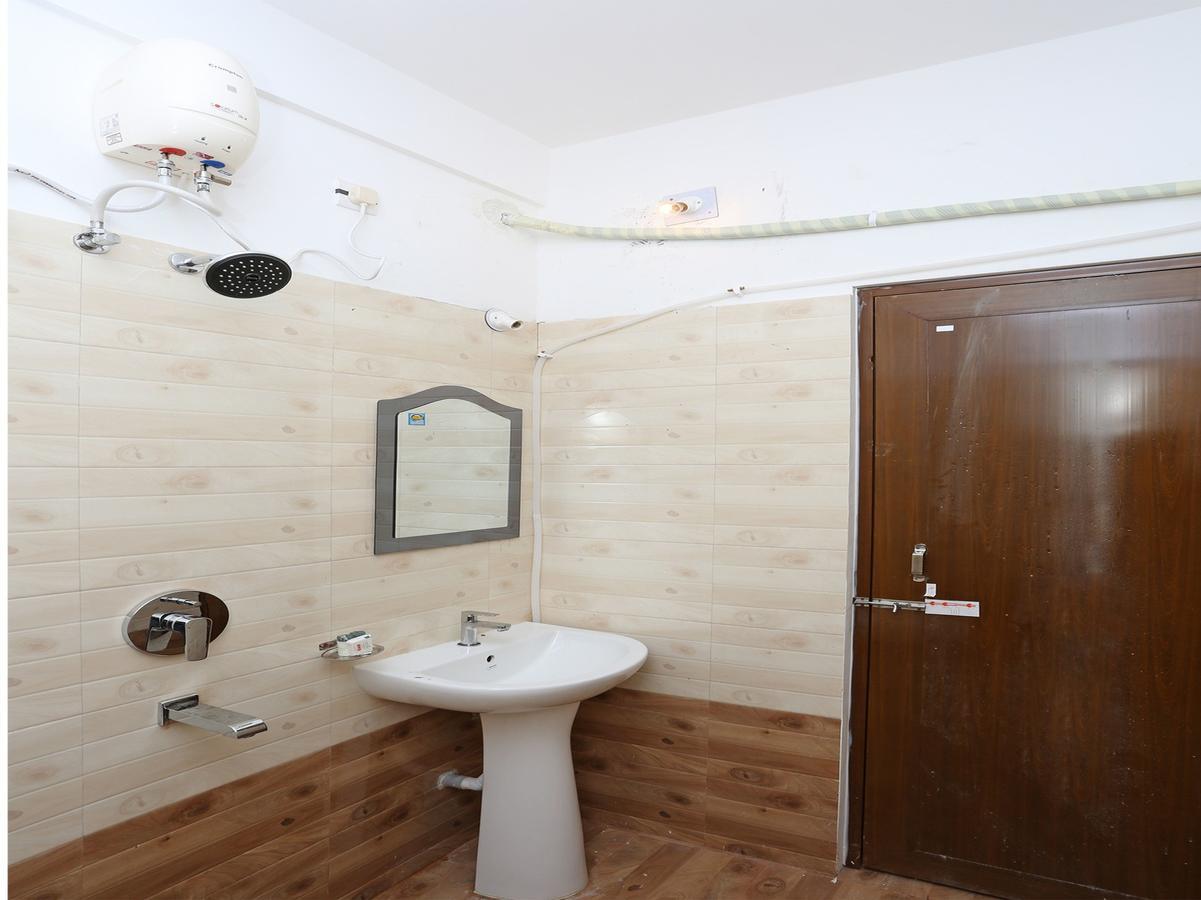 Oyo 11343 Hotel Sai International Бхубанешвара Экстерьер фото