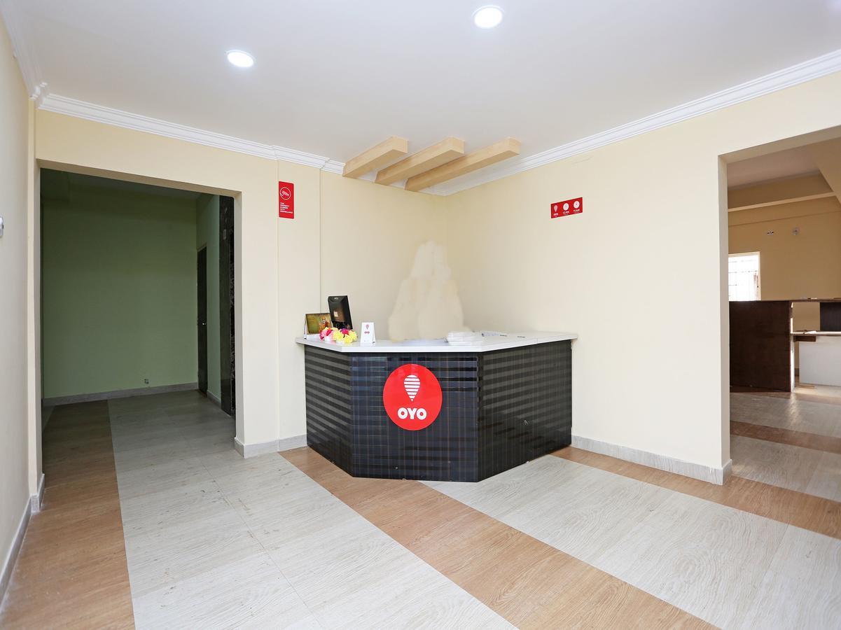 Oyo 11343 Hotel Sai International Бхубанешвара Экстерьер фото